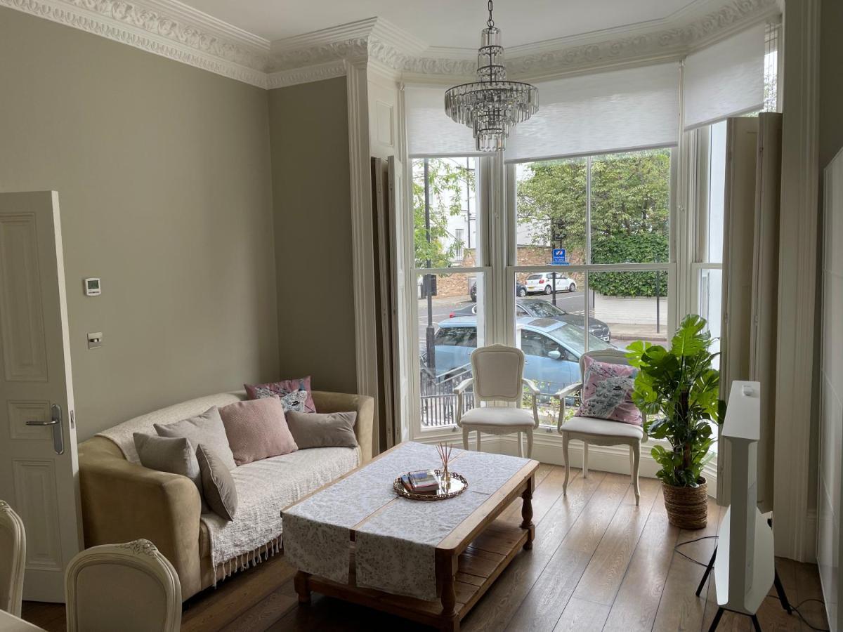 Stylish 3-Bedroom Flat In Kensington Londres Exterior foto