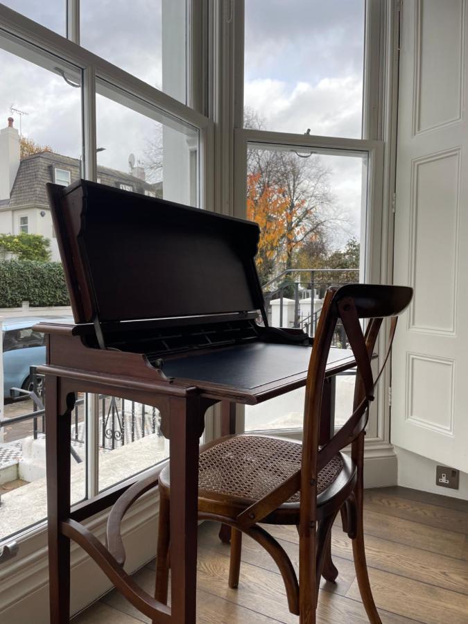 Stylish 3-Bedroom Flat In Kensington Londres Exterior foto